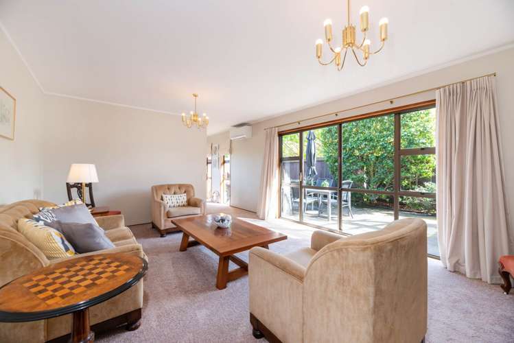 5 Pyatt Crescent Saint Johns_4