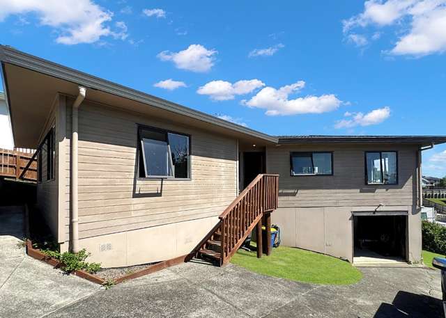 Charming Family Home with Modern Touches in Prime Location!