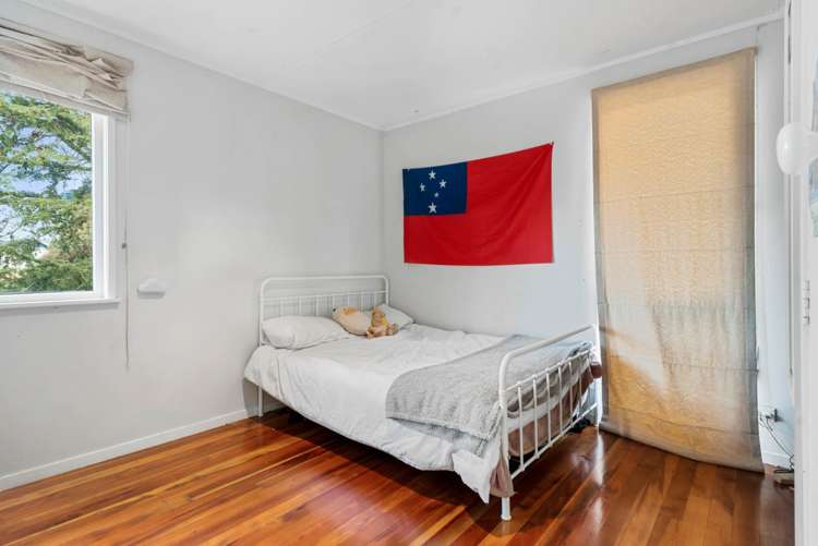 17 Lysander Crescent Beach Haven_9