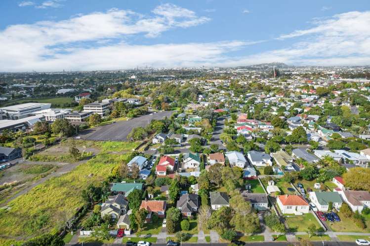 19 Renton Road Mount Albert_21