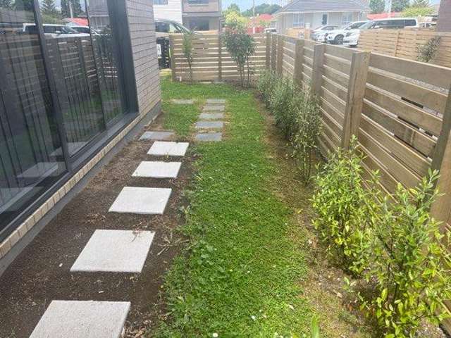 10/30 Calvert Ave Mangere East_2
