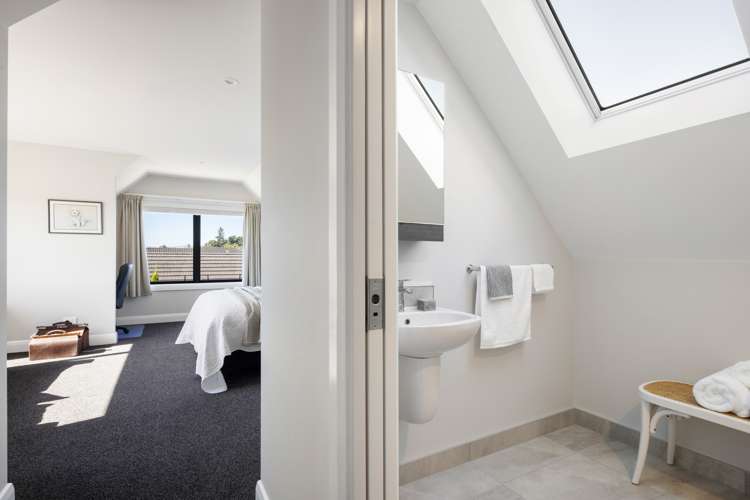 39 Pengover Avenue Leamington_25