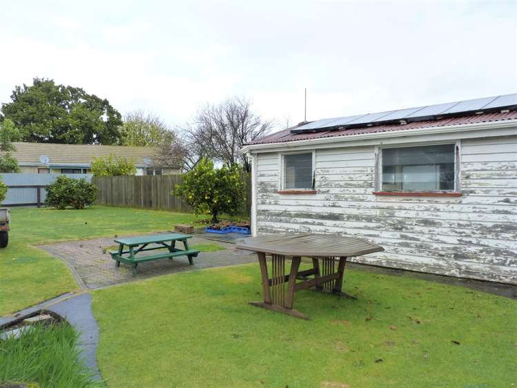 1107 Willowpark Road North Mayfair_6