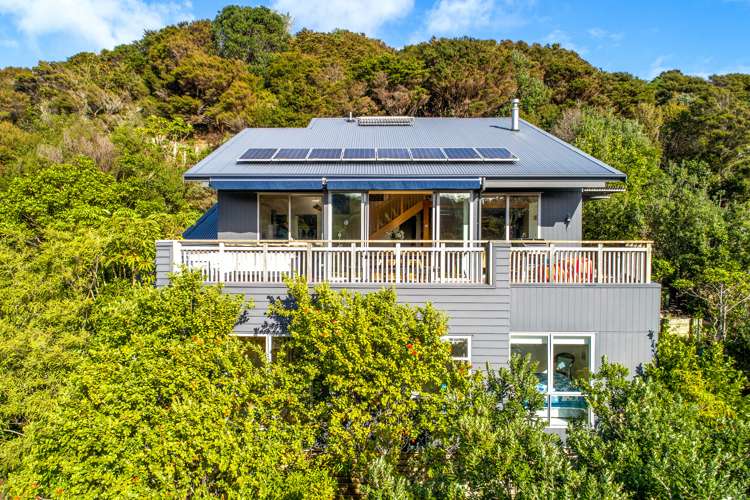 11 Empire Avenue Oneroa_22