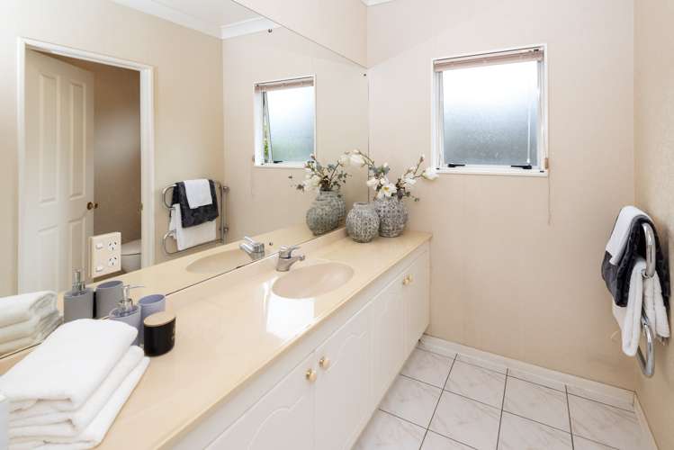 26 Jane Eyre Drive Somerville_21