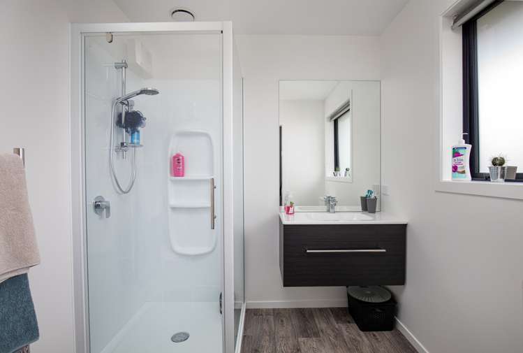 42 Henderson Drive Alexandra_11