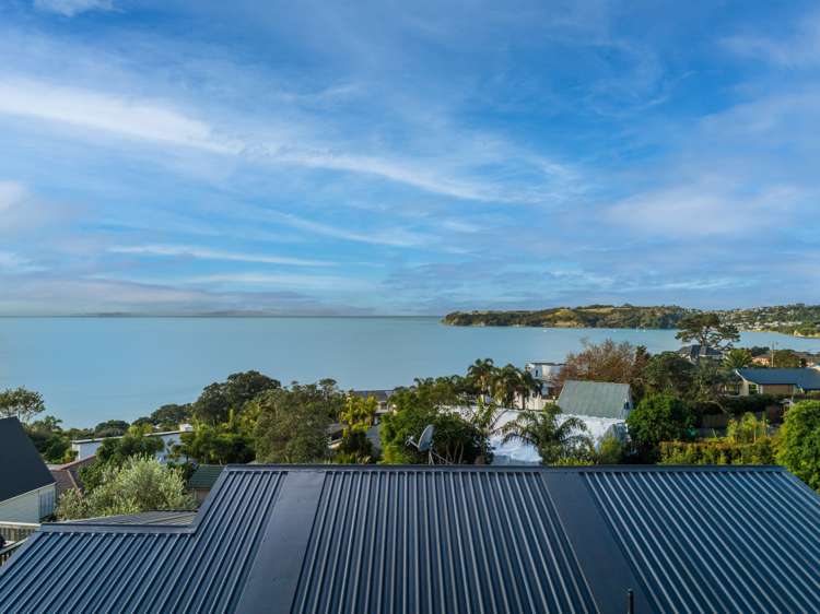 1 Melandra Road Stanmore Bay_18