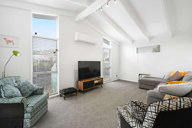 15 Lansdowne Crescent Glenview_7