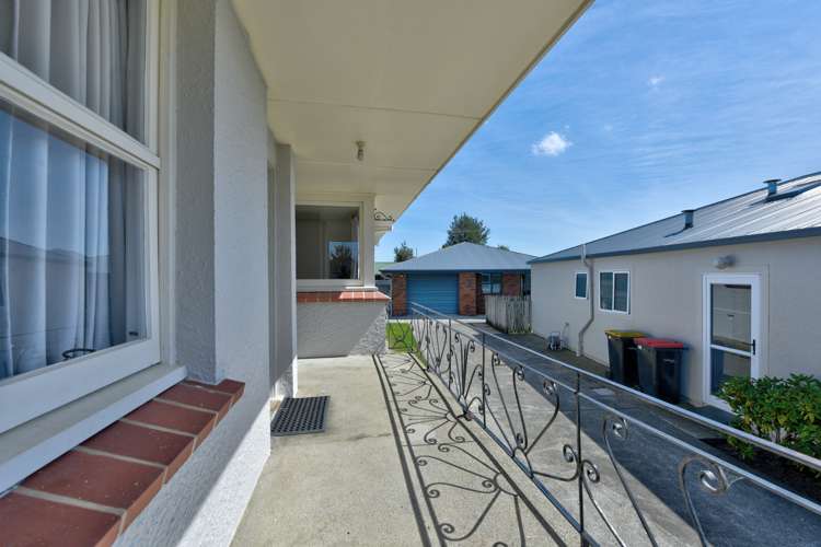 20 Huron Street Gore Surrounds_11