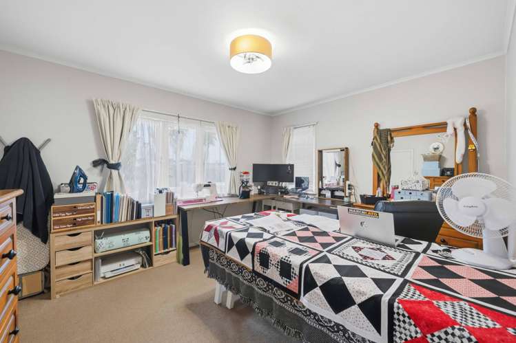 1/1 Edmund Hillary Avenue Papakura_4