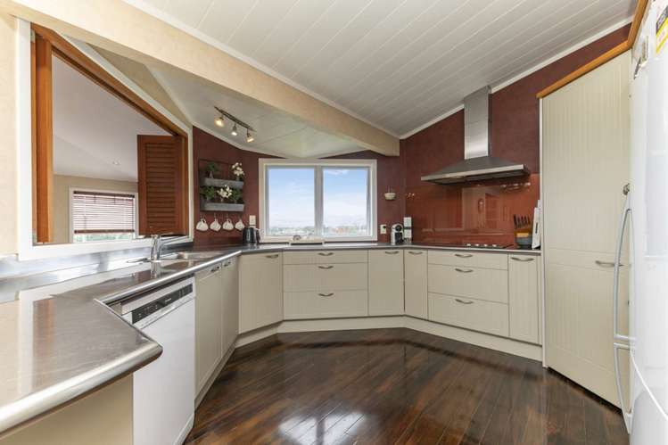 69 Puke Road Kumeu_3
