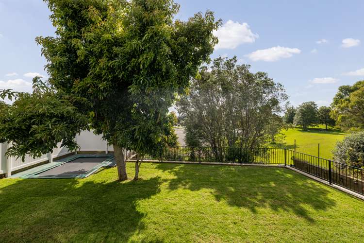 14 Meander Drive Welcome Bay_19