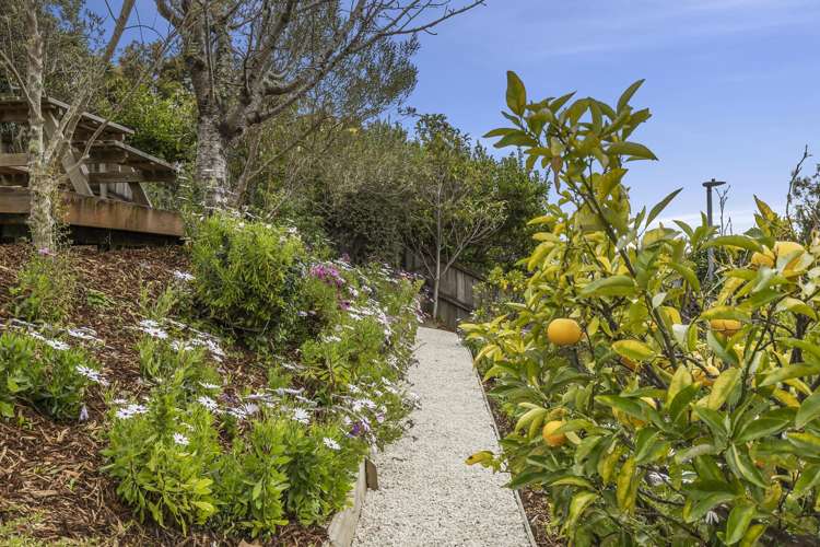 67 Washbourn Drive Richmond_10