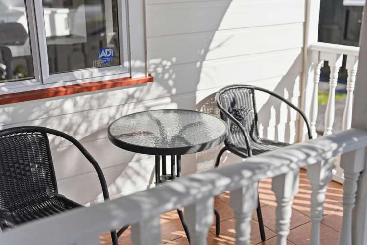 33 View Road Henderson_18