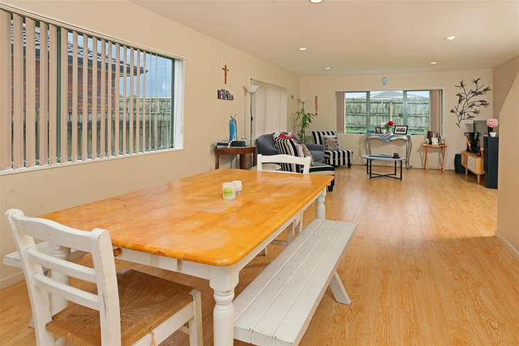 24a Charlenne Close Ranui_3