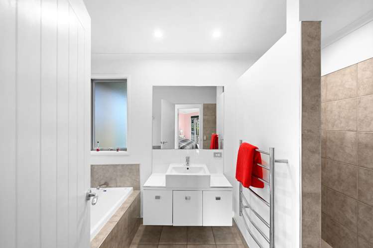 15 Lissette Road Newstead_23