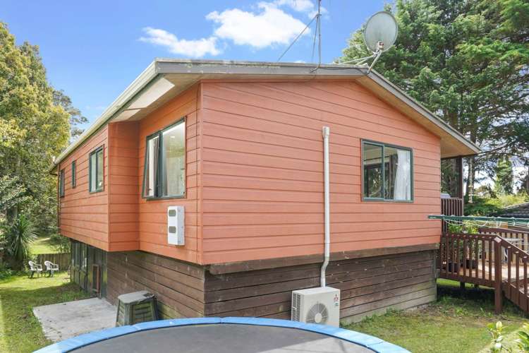 15a Withers Road Glen Eden_10