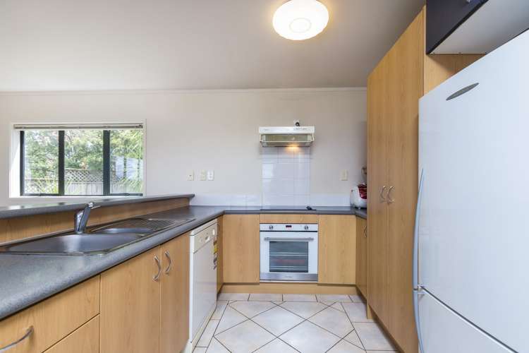 8/8 Flynn Street Birkdale_3