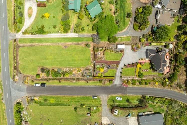 9 Water Race Lane Thames_23