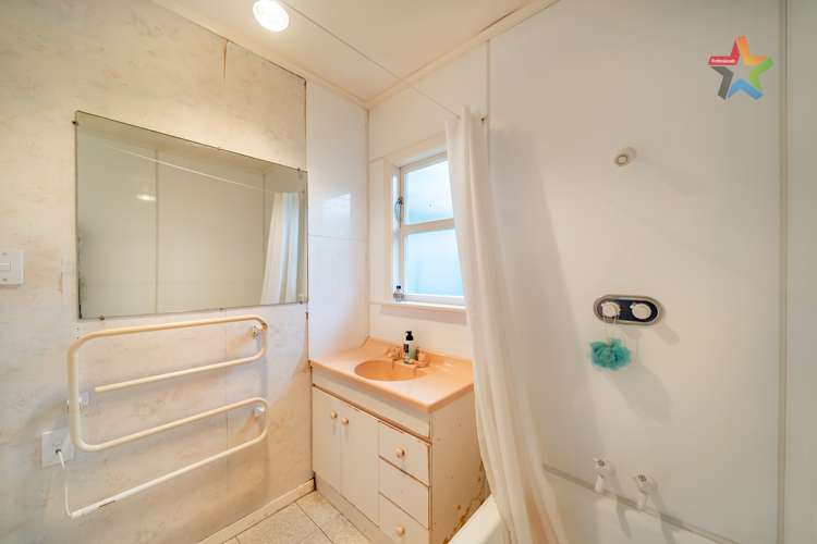 385 Stokes Valley Road Stokes Valley_16