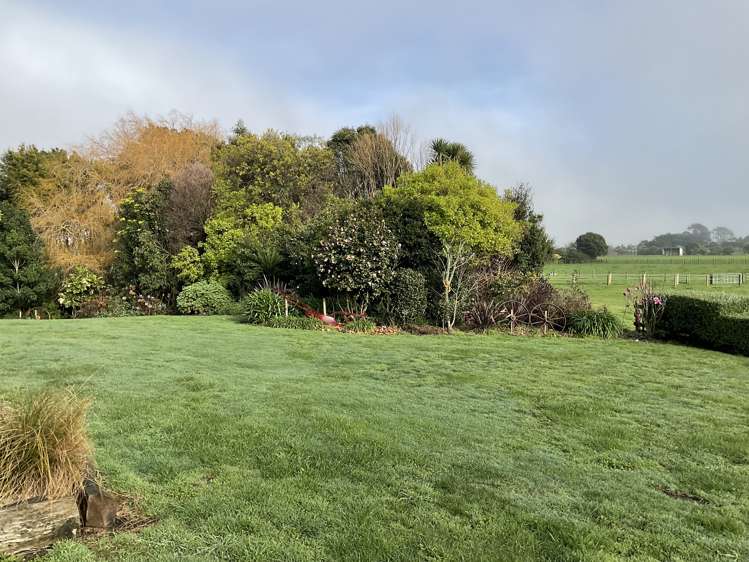 1343 Devon Road Waitara_21