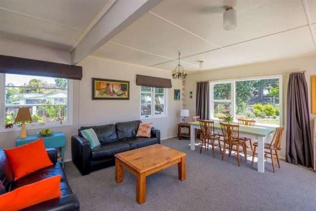 1 Hemara Street Waikanae Beach_3