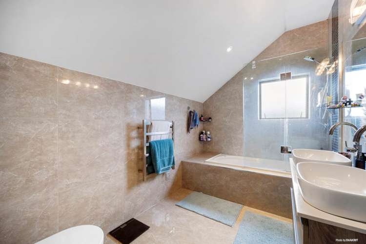 42 Pate Crescent Favona_12