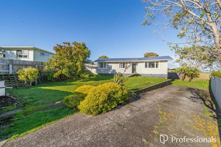 5 Holly Grove Maungaraki_16