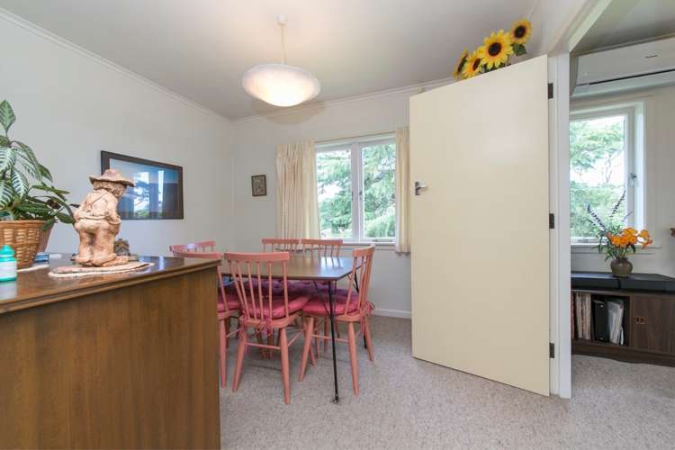 34 Highland Avenue Titirangi_8