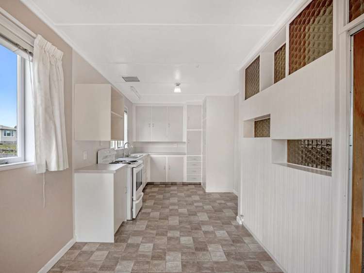 10 Burns Street Tawhero_10