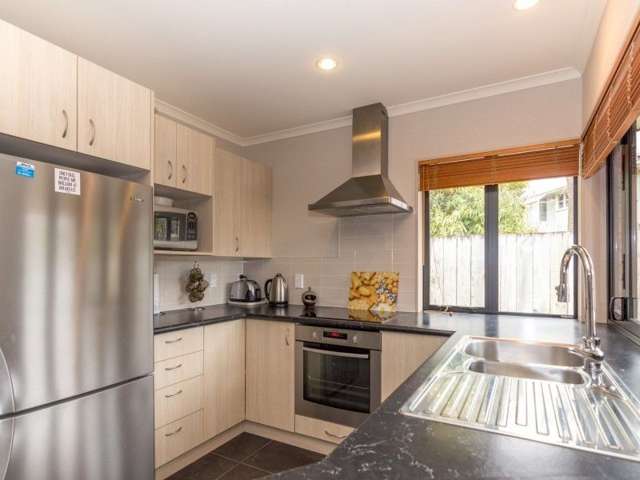 112 Long Melford Road Awapuni_2