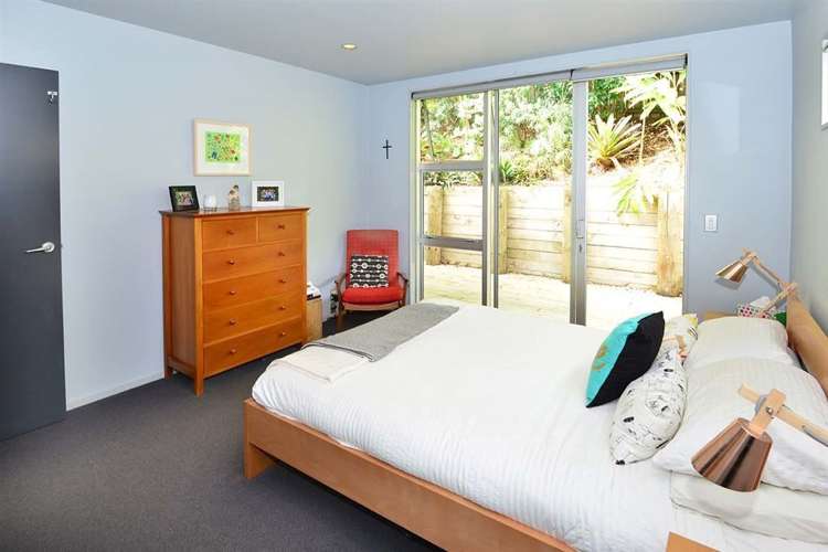 10 Springwater Vale Unsworth Heights_11