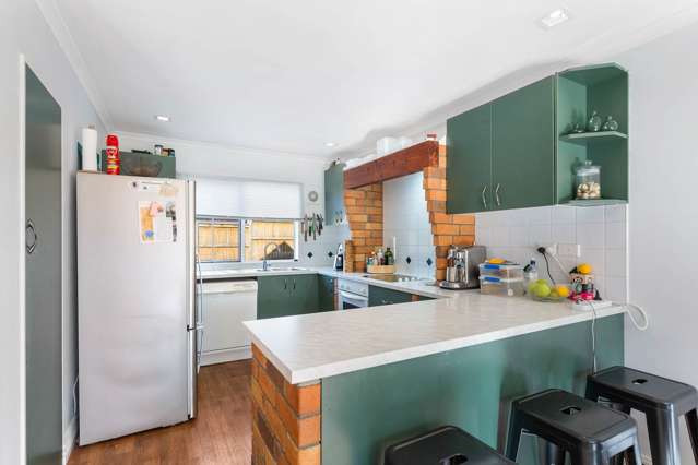 8 Te Wharau Drive Greenhithe_1