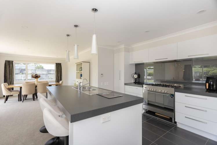 326 Homestead Road_5