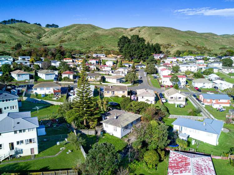 42 Kaituna Street Waitangirua_23