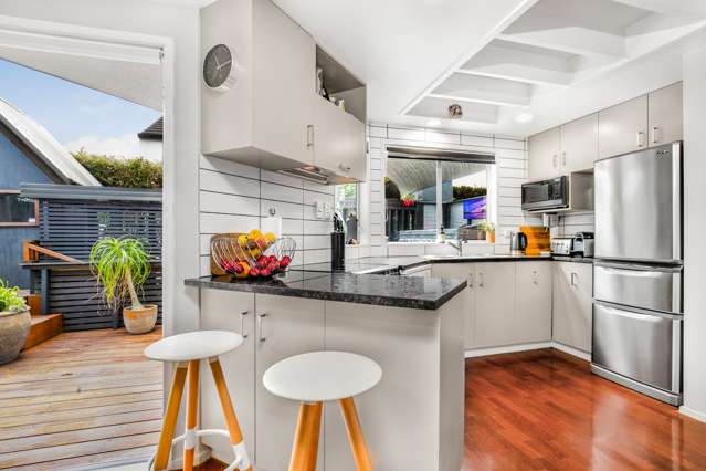 10a Currey Crescent Milford_1