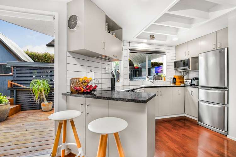 10a Currey Crescent Milford_1