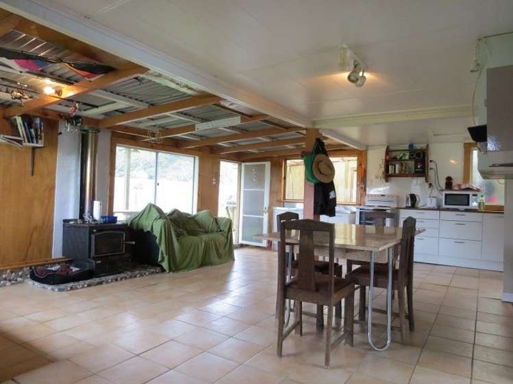 1647 Port Charles Road Port Charles_7