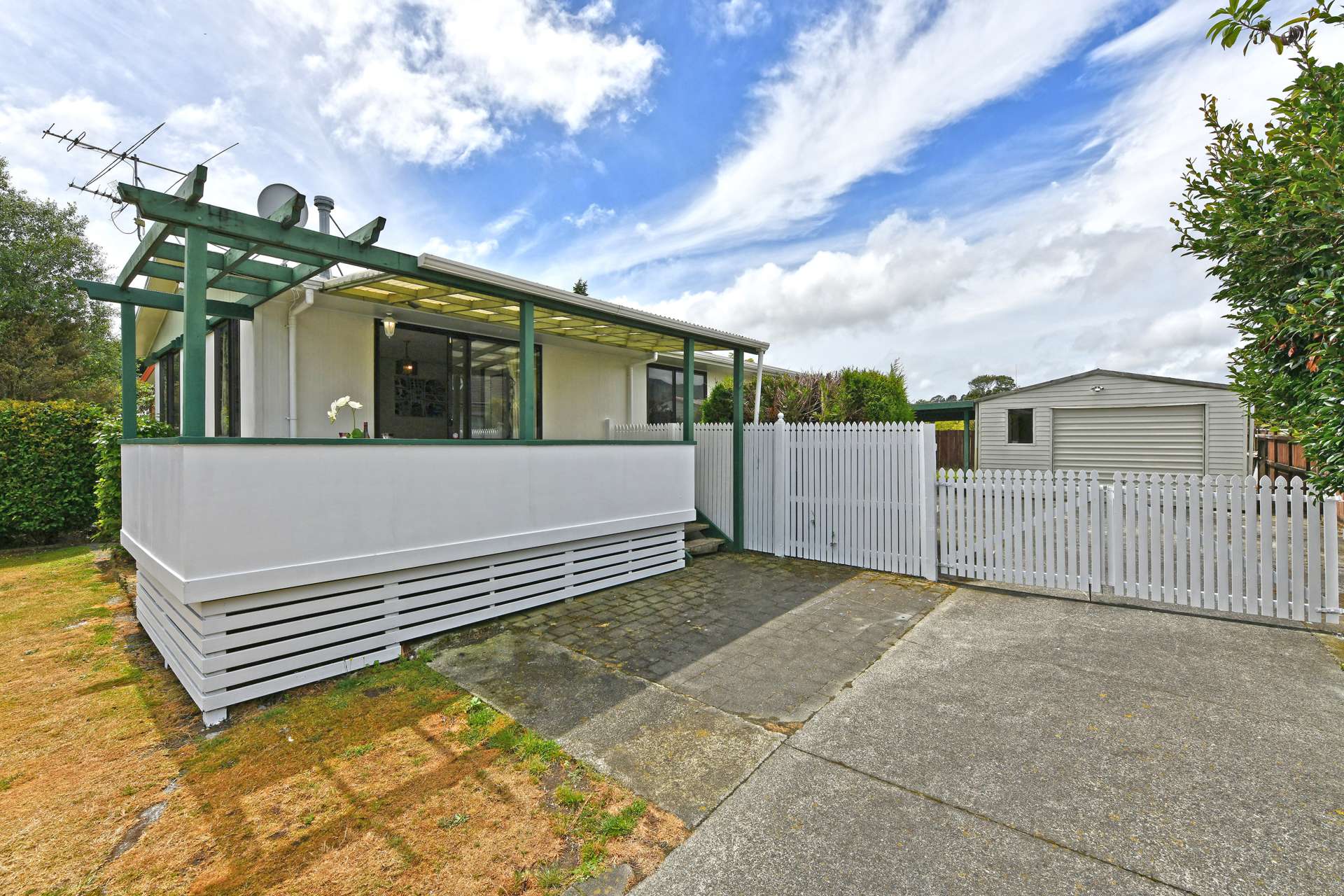 10 Memphis Grove Totara Park_0