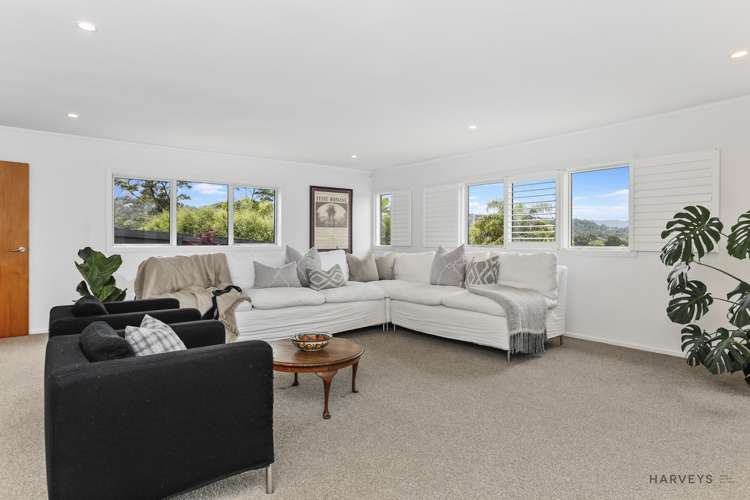 32 Chamari Close Titirangi_15