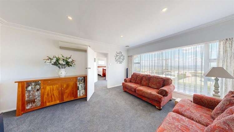 208 St Patrick's Row Thames_17