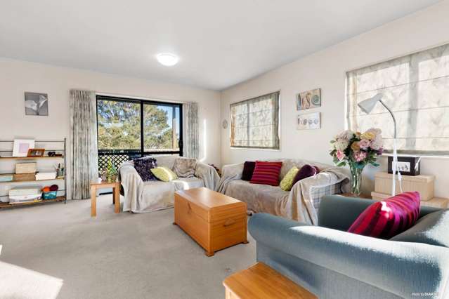 2/14 Wernham Place Northcote_2