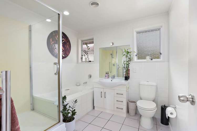 2/18 Koromiko Street New Lynn_8