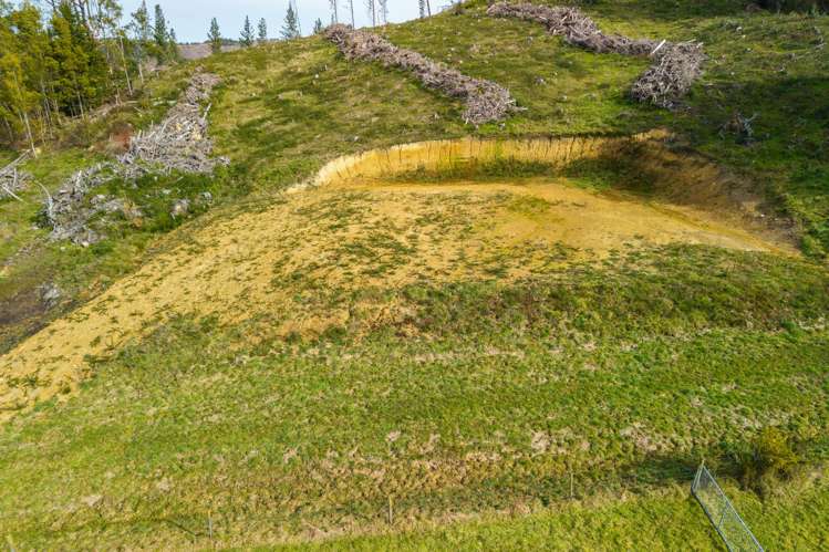 405 Pigeon Valley Road Wakefield_4