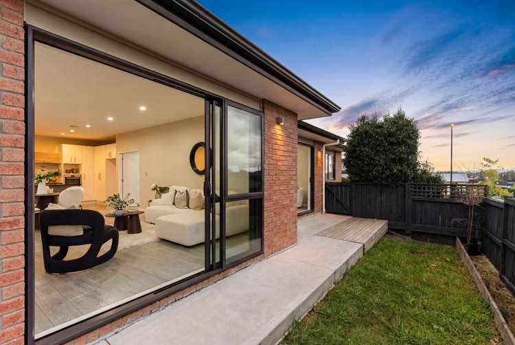 3 Whaley Greens Millwater_26