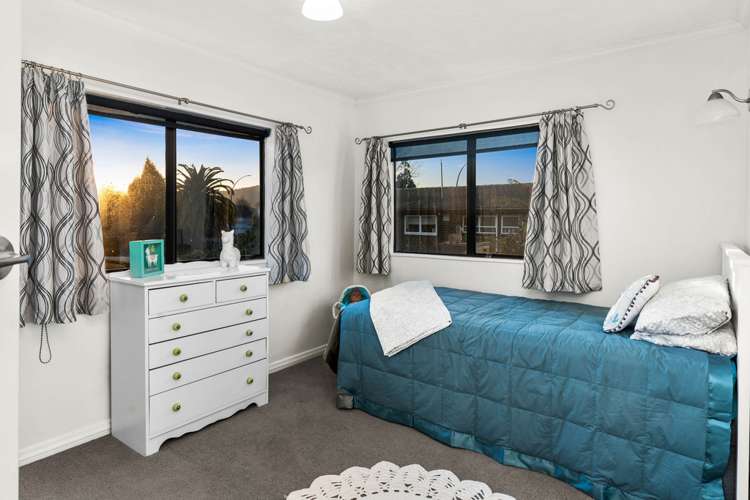 14 Mclean Street Glenholme_14