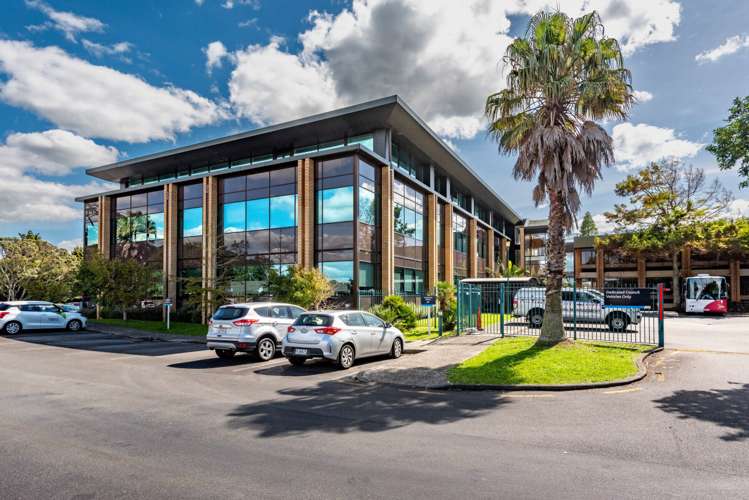 50 Centreway Road Orewa_18