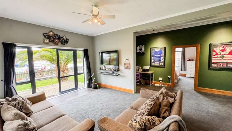 195 Weld Street Hokitika_5