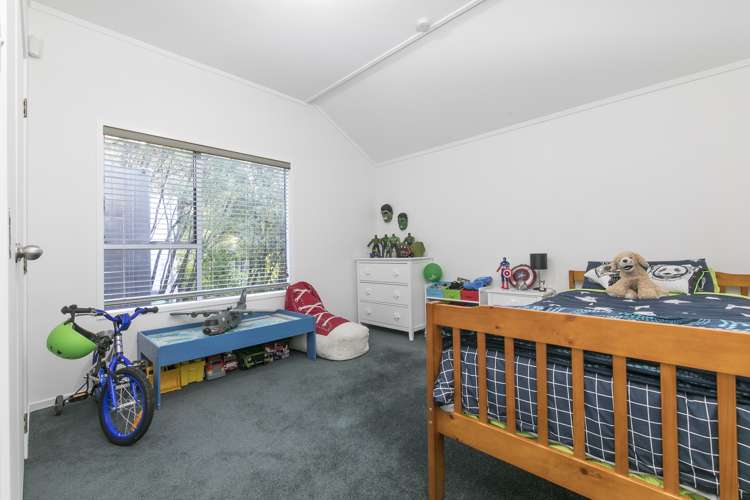 20 Kauri Point Road Laingholm_10
