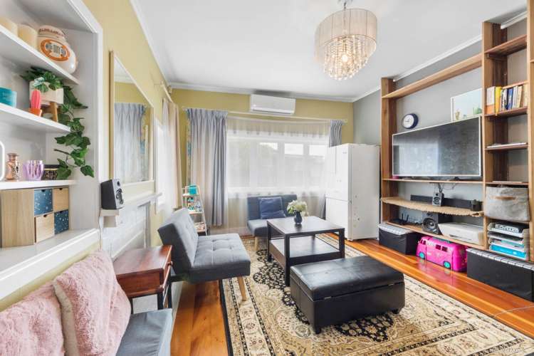 5 Pine Street New Lynn_5